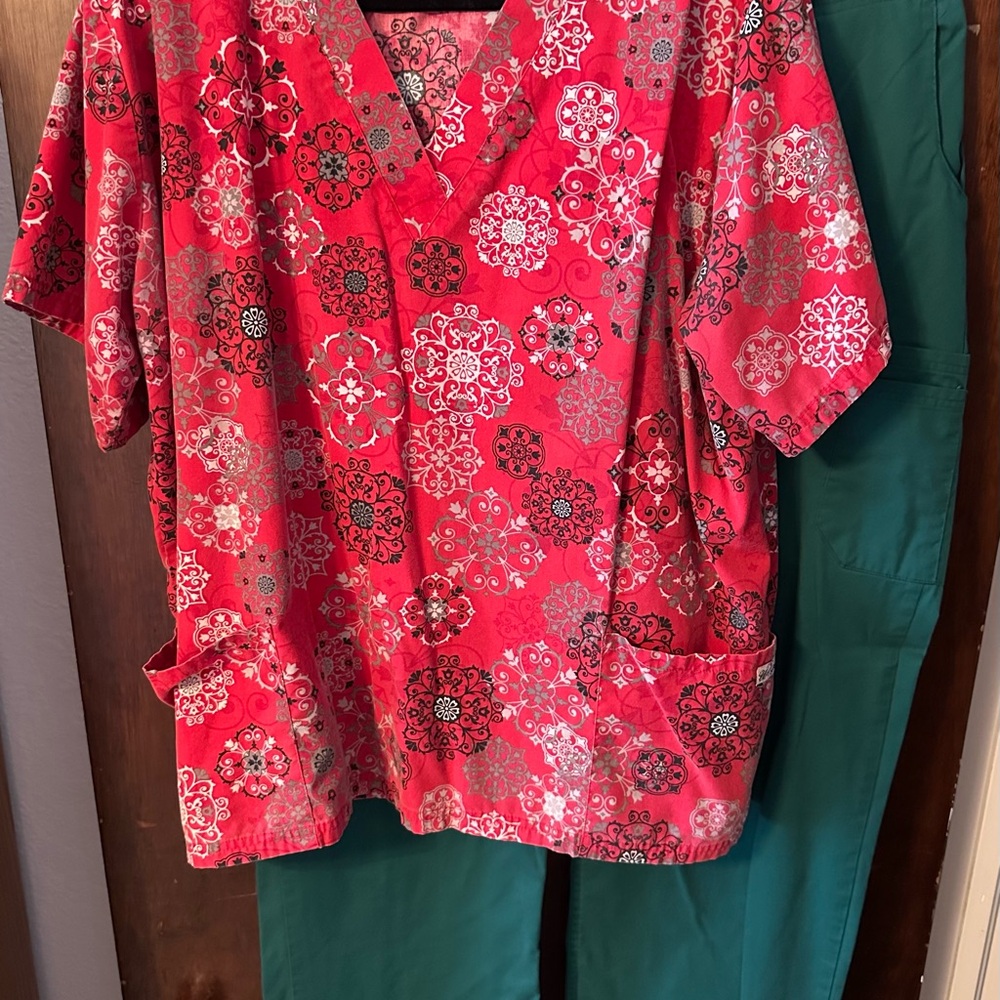 Uniform Advantage Red and Green Scrub Set